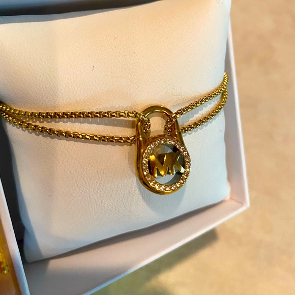 Michael Kors Bracelet - Picture 2 of 6